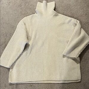 Cozy Cream oversized ribbed Sweater